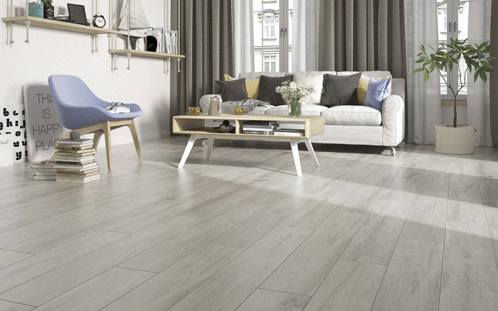 Gres porcellanato effetto legno, marmo o pietra per interni