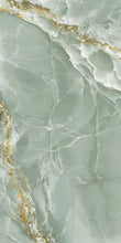 Carica l&#39;immagine nel visualizzatore di Gallery, PAVIMENTO/RIVESTIMENTO 60X120 ELITE GREEN di Selvaggio Edilpref S.R.L. è caratterizzato da una superficie in gres porcellanato con venature naturali bianche e oro, che offre un aspetto di pietra lucida e intricata con sottili dettagli traslucidi e strutturati. Ideale per pavimenti e pareti.